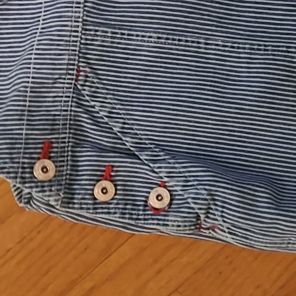 VINTAGE DISNEY WINNIE THE POOH SHORT OVERALLS - Picture 4 of 12